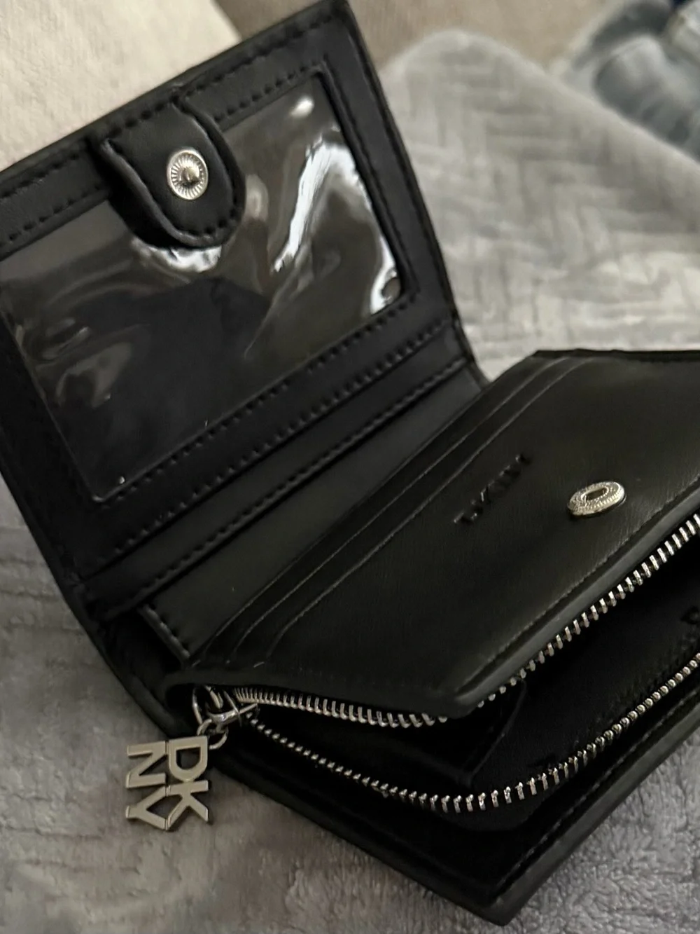 DKNY small compact black leather wallet